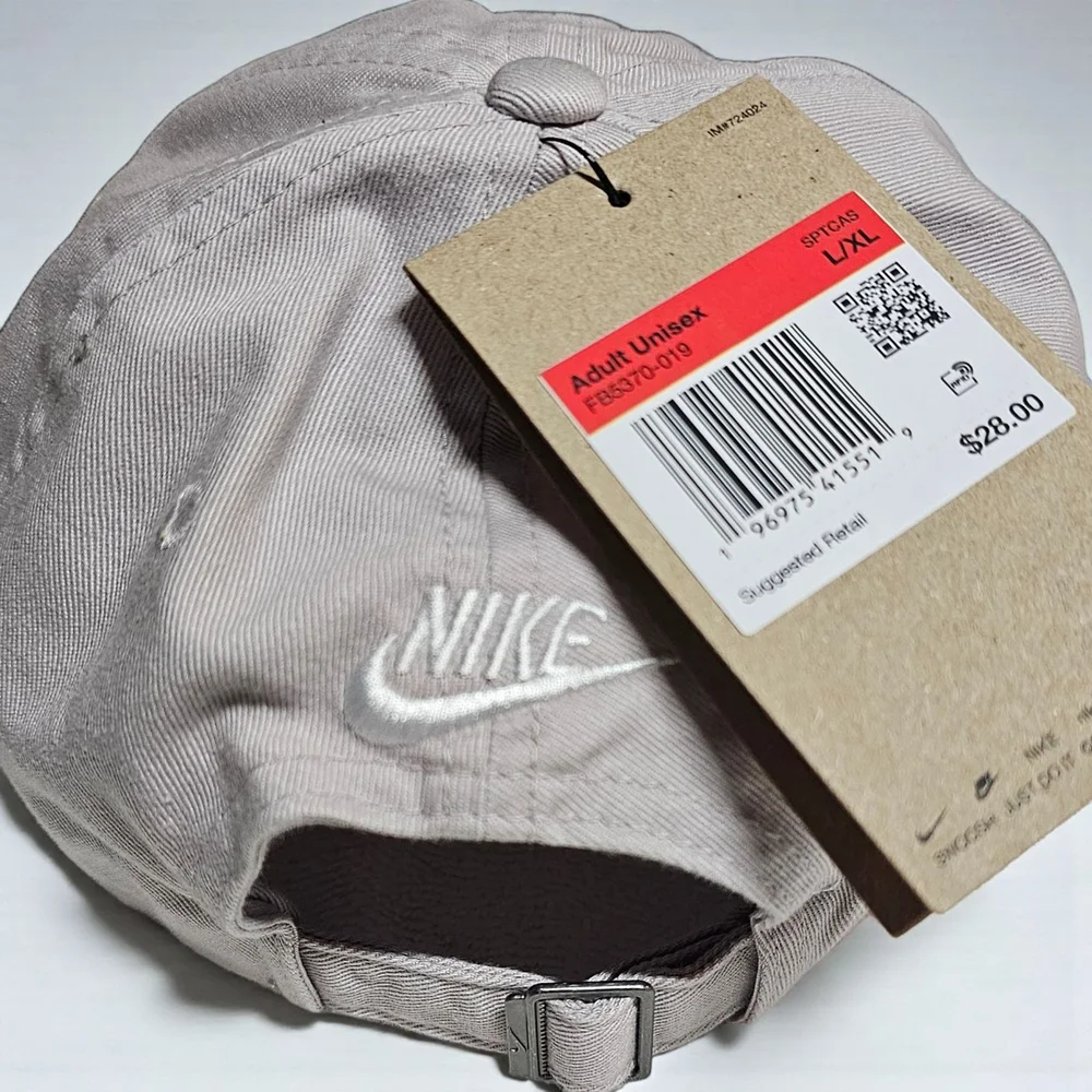 Nike Beige Baseball Cap - Picture 2 of 2